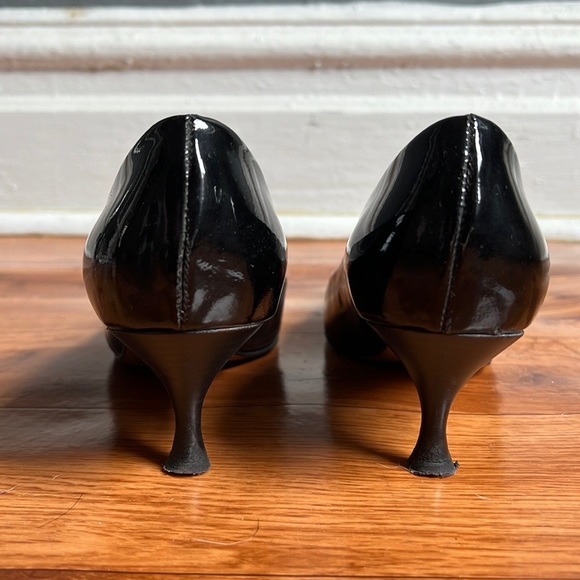 Patent leather black pumps - size IT 38.5 (US 8) - Picture 3 of 6